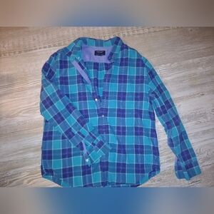 American Eagle Outfitters Teal & Blue Plaid Button-Up Shirt